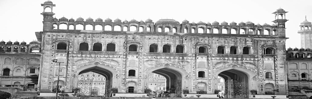 Lucknow Traveling Modes & Car Rentals
