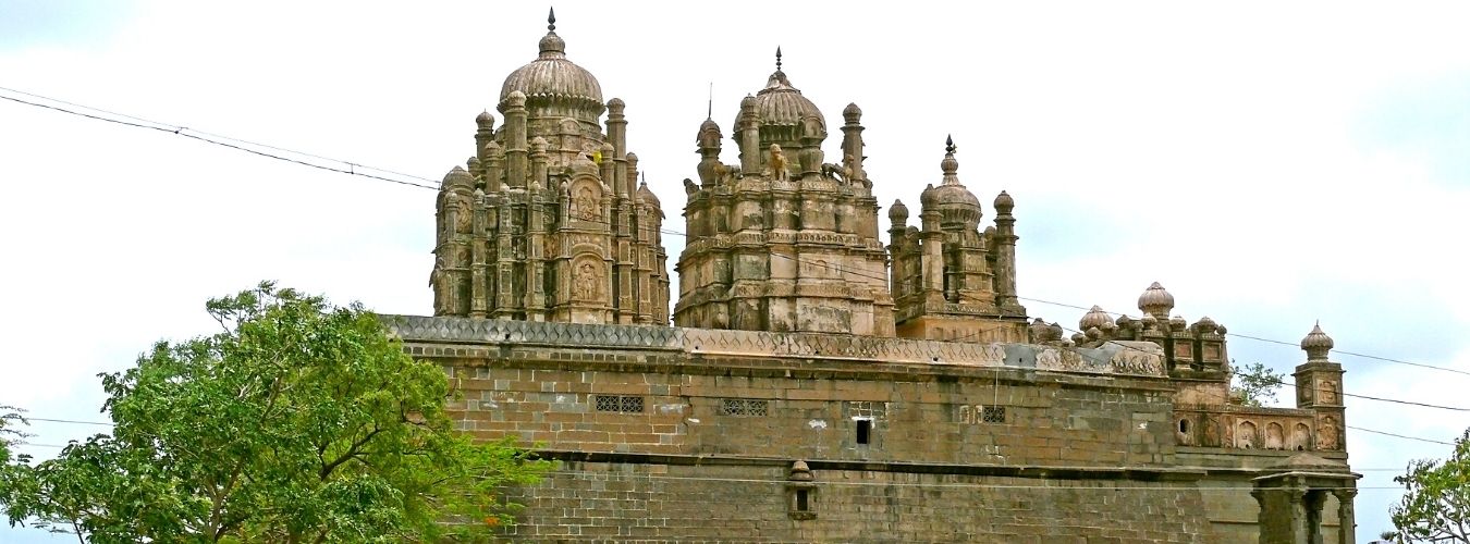 Popular Temples in Maharashtra - Bharat Taxi
